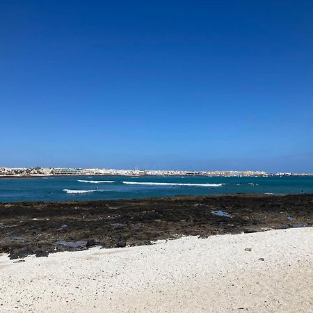 2 Bedroom Pool Apartment Close To Beach Rocky Point Corralejo Exterior photo