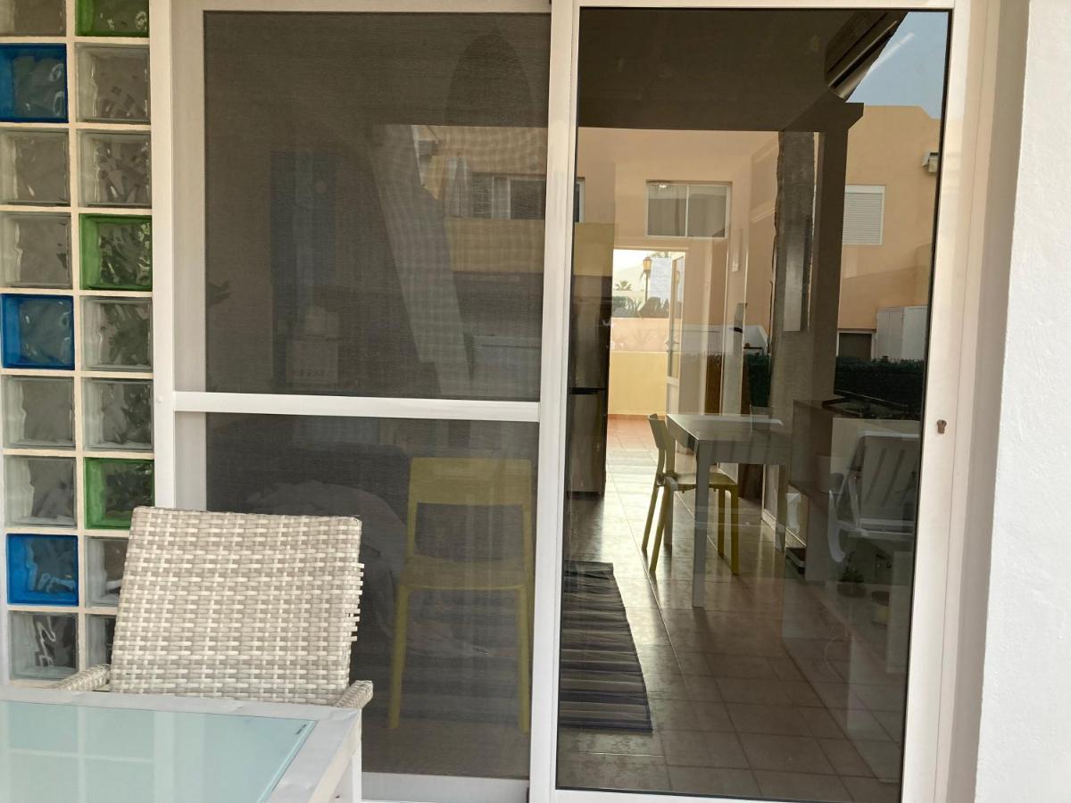 2 Bedroom Pool Apartment Close To Beach Rocky Point Corralejo Exterior photo