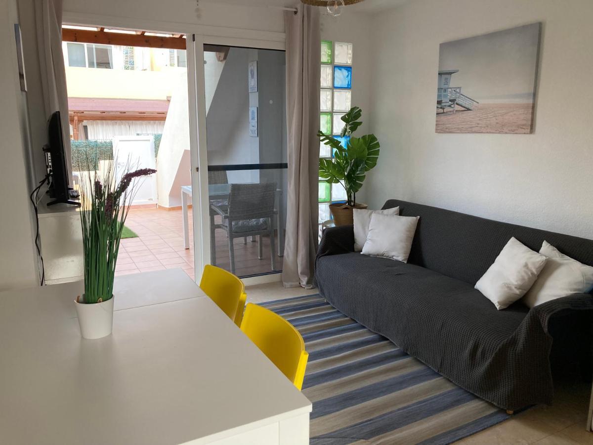 2 Bedroom Pool Apartment Close To Beach Rocky Point Corralejo Exterior photo