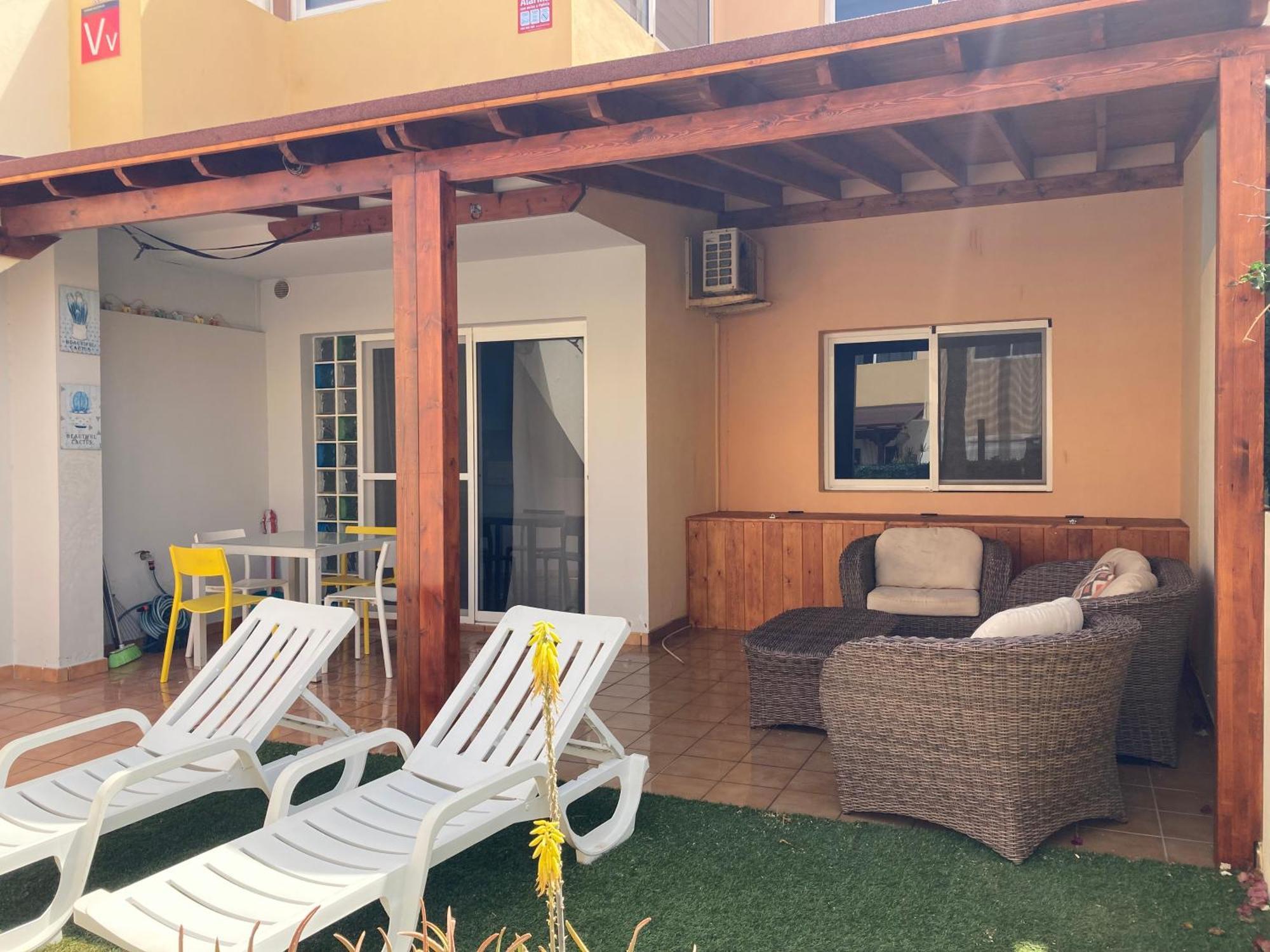 2 Bedroom Pool Apartment Close To Beach Rocky Point Corralejo Exterior photo