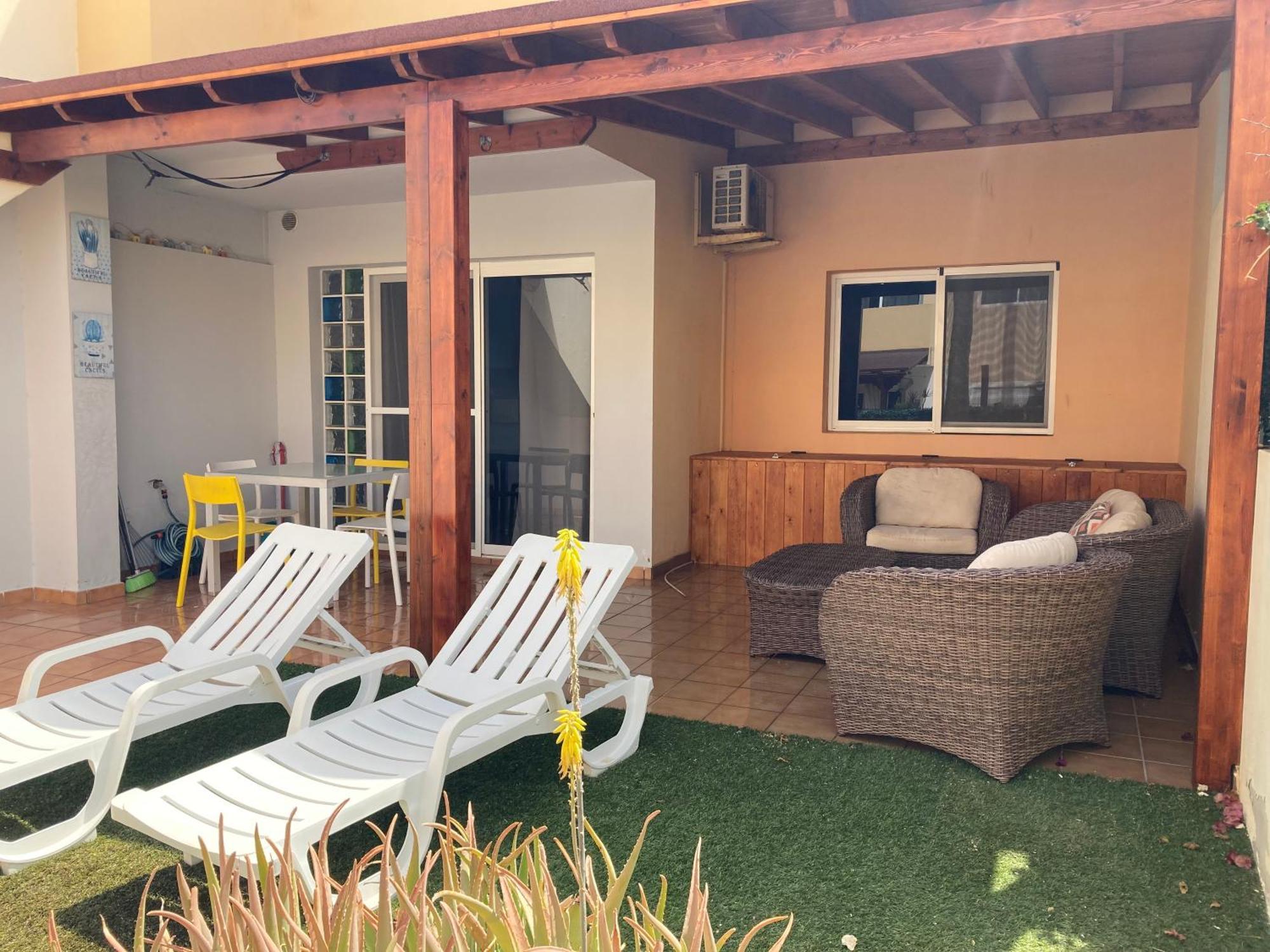2 Bedroom Pool Apartment Close To Beach Rocky Point Corralejo Exterior photo